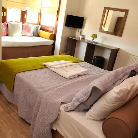 Zevkliler Boutique & Fine Dining Frühstückspension Alaçatı