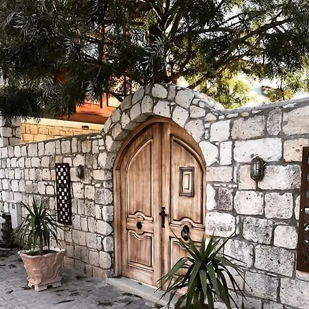 Oda ve Kahvaltı Zevkliler Alaçatı