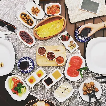 Oda ve Kahvaltı Zevkliler Alaçatı