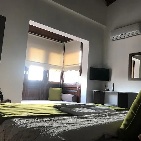 Oda ve Kahvaltı Zevkliler Alaçatı