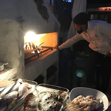 Frühstückspension Zevkliler Boutique & Fine Dining Alaçatı