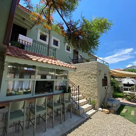 Zevkliler Boutique & Fine Dining Alaçatı