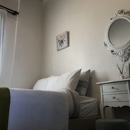 ベッド・アンド・ブレックファスト Zevkliler アラカティ